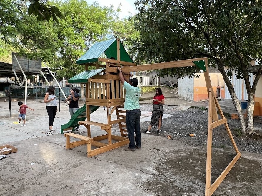 playset in RF_cropped_4x3